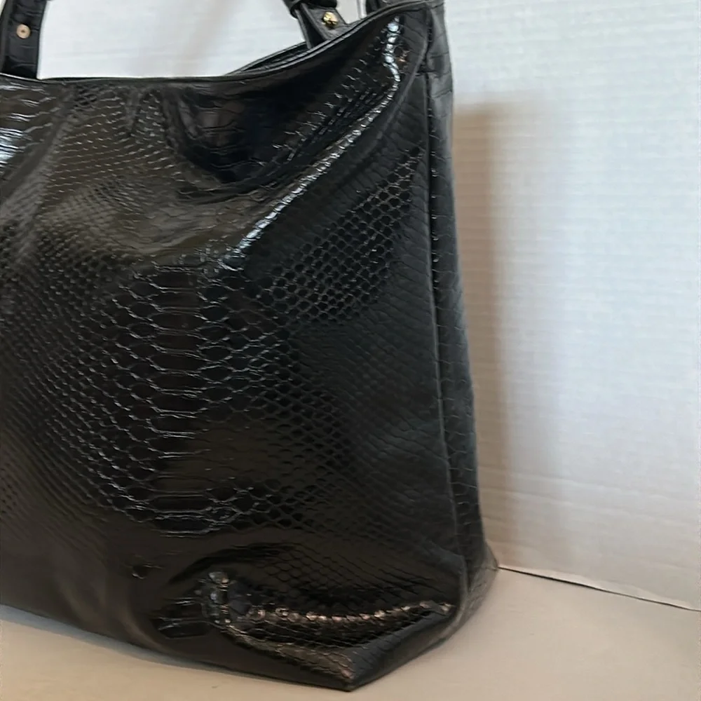 LULU DHARMA Black snakeskin Women's HOBO Bag in PRISTINE CONDITION